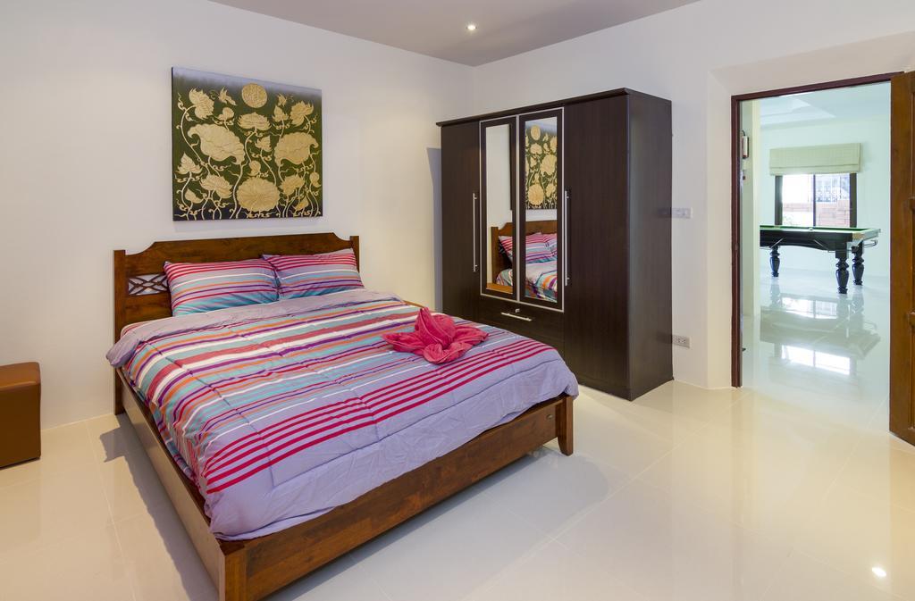 Ratana Villa - Pattaya Holiday House Walking Street 7 Bedrooms Екстериор снимка