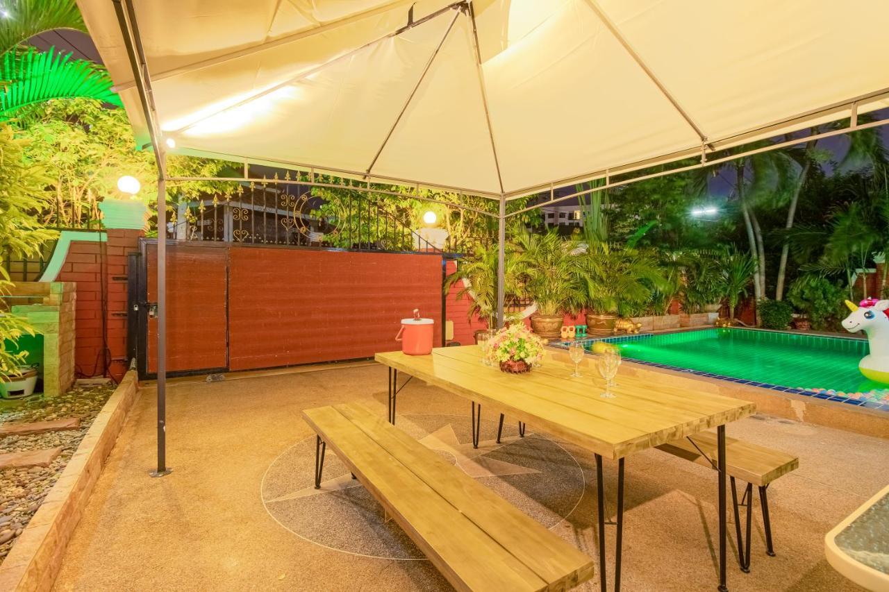 Ratana Villa - Pattaya Holiday House Walking Street 7 Bedrooms Екстериор снимка